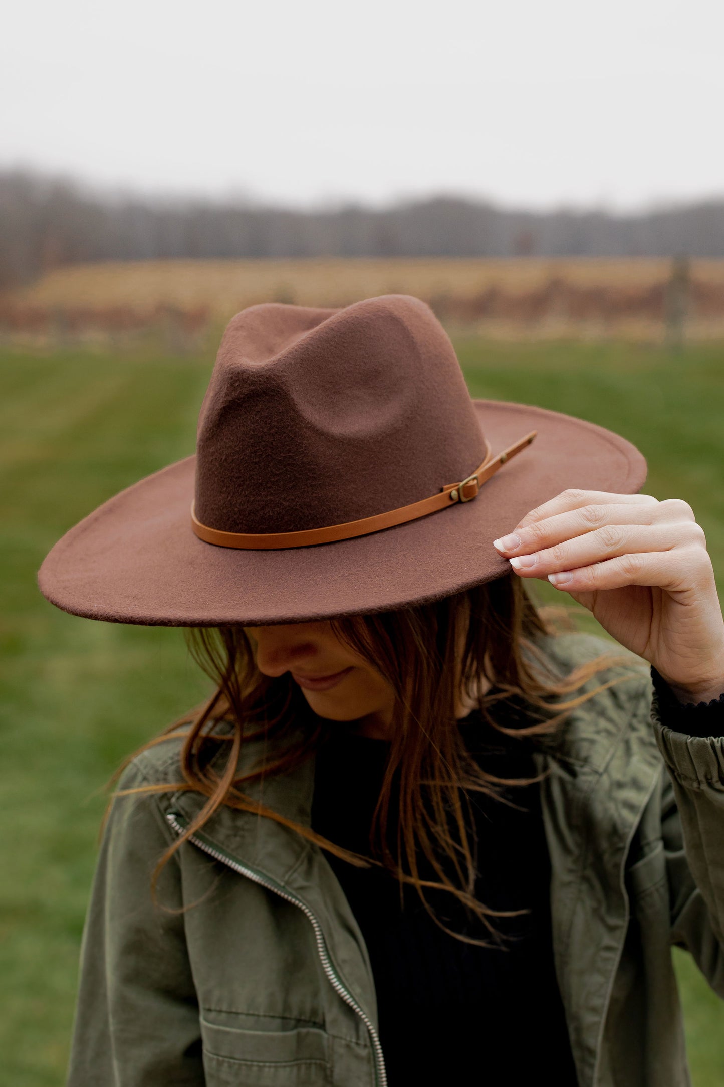 Wide Brim Hat w/ Belt - Mocha