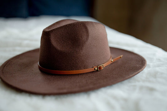 Wide Brim Hat w/ Belt - Mocha